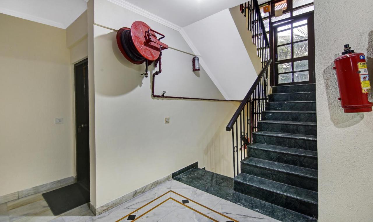 Itsy Hotels Arien International Nova Deli Exterior foto