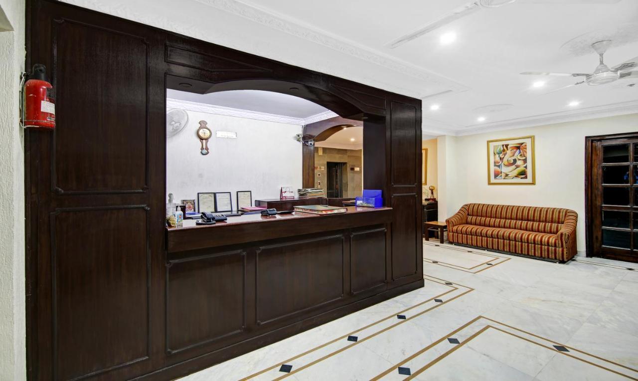 Itsy Hotels Arien International Nova Deli Exterior foto